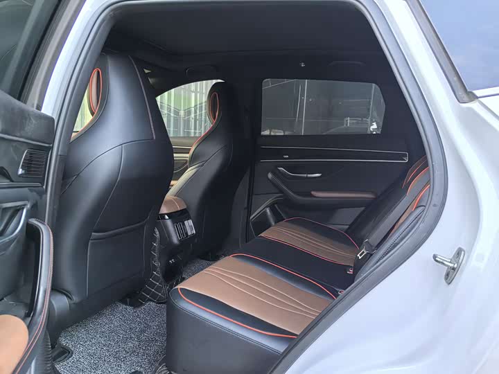 Фото 9 - BYD Song Plus