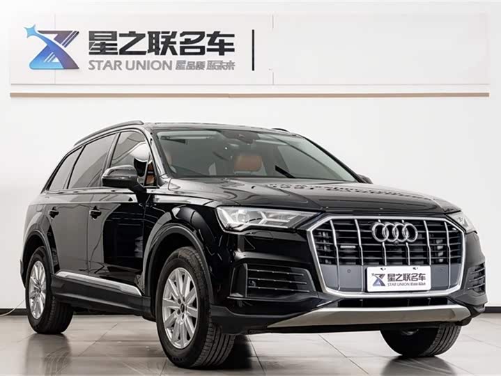 Фото 6 - Audi Q7