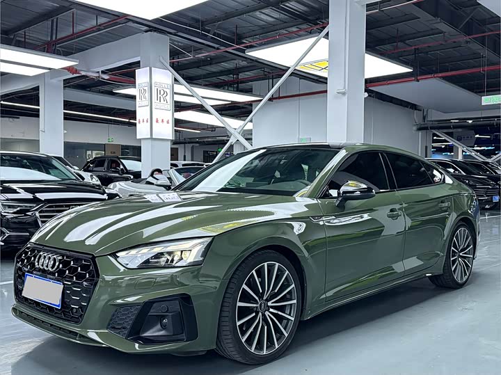 Фото 1 - Audi A5