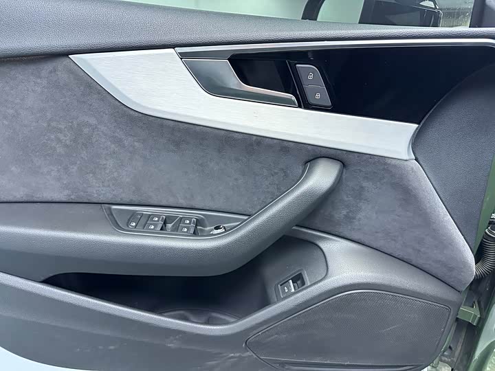 Фото 5 - Audi A5