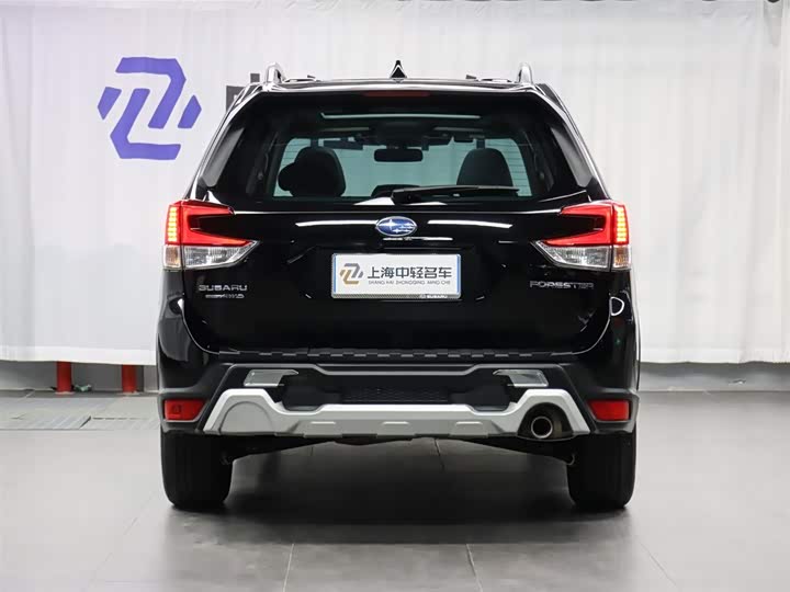 Фото 4 - Subaru Forester