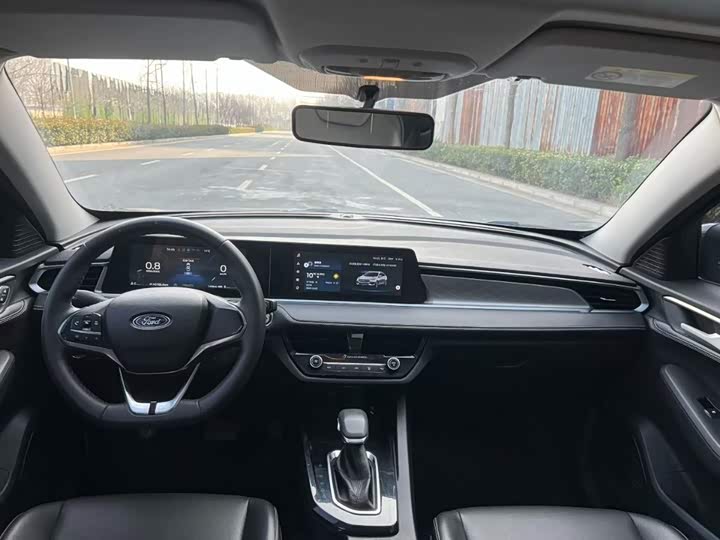 Фото 5 - Ford Escort