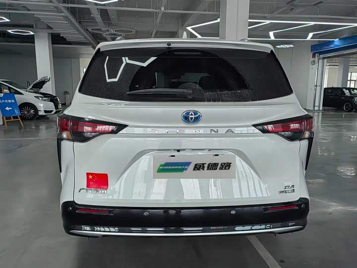 Toyota Sienna 2021 2021款 2.5L混动 豪华版