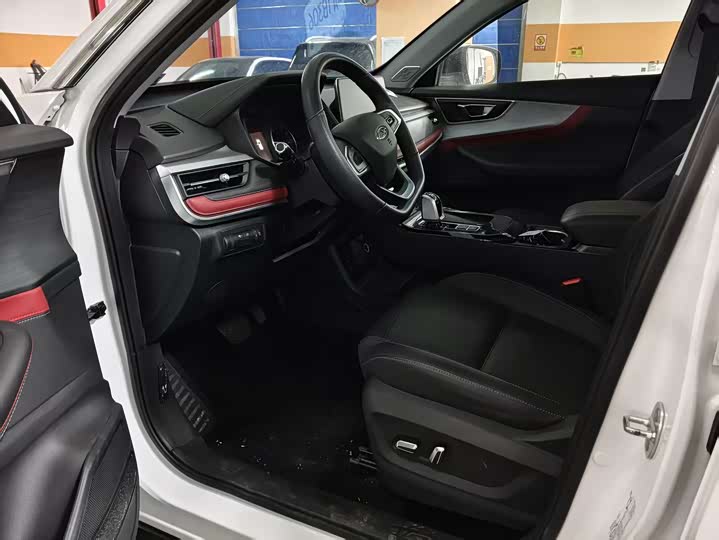 Фото 6 - Chery Tiggo 7