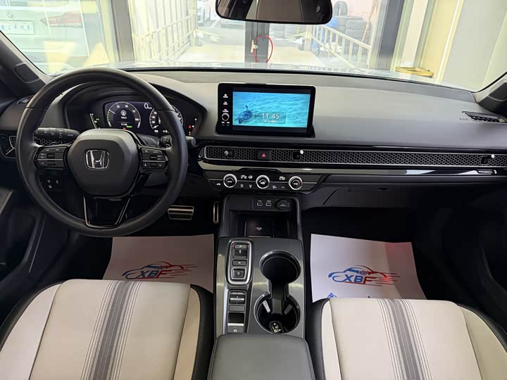 Фото 5 - Honda Civic