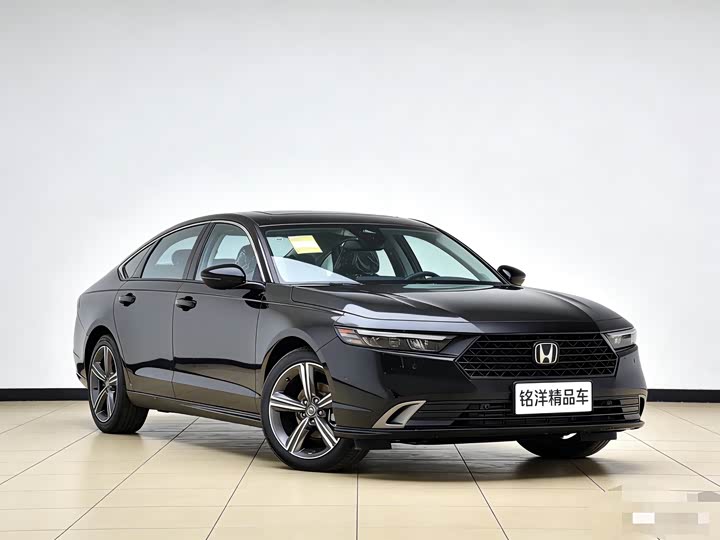 Фото 3 - Honda Accord