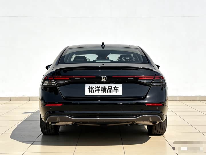 Фото 5 - Honda Accord