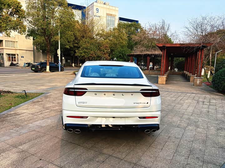 Фото 5 - Geely Preface