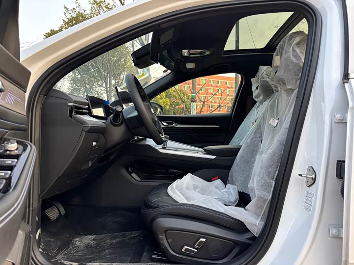 Фото 7 - Geely Preface