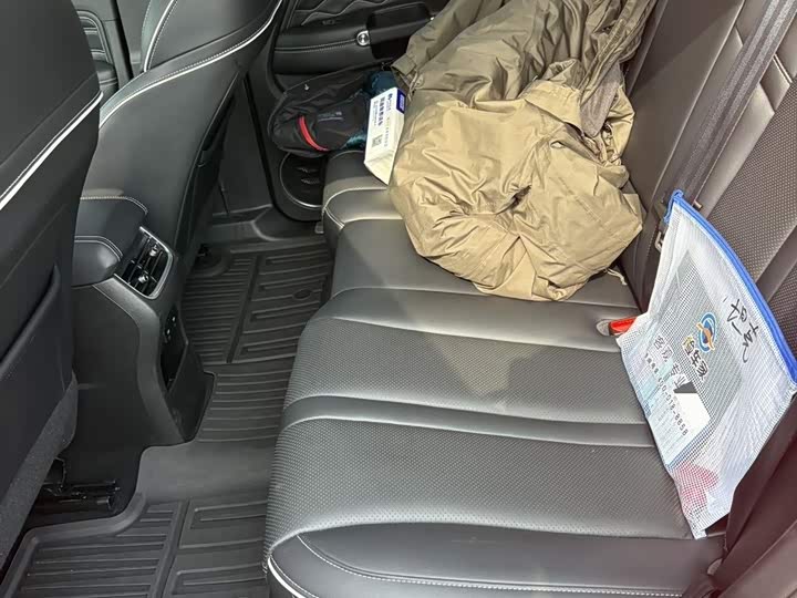 Фото 8 - Tank 300