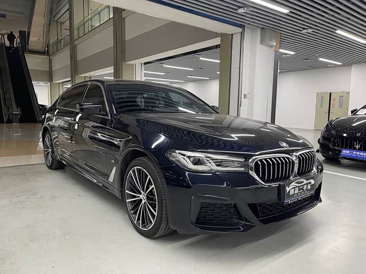 Фото 3 - BMW 5 Series