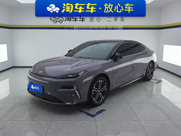 Фото 1 - Geely Galaxy Starshine 8 EM-i