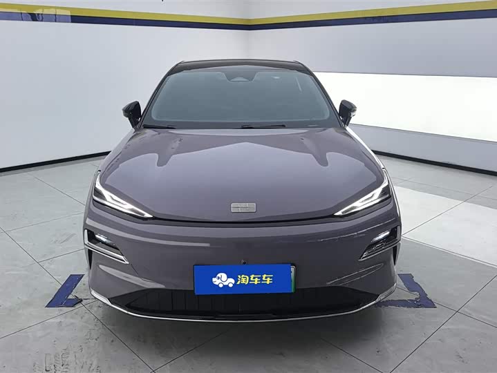 Фото 2 - Geely Galaxy Starshine 8 EM-i