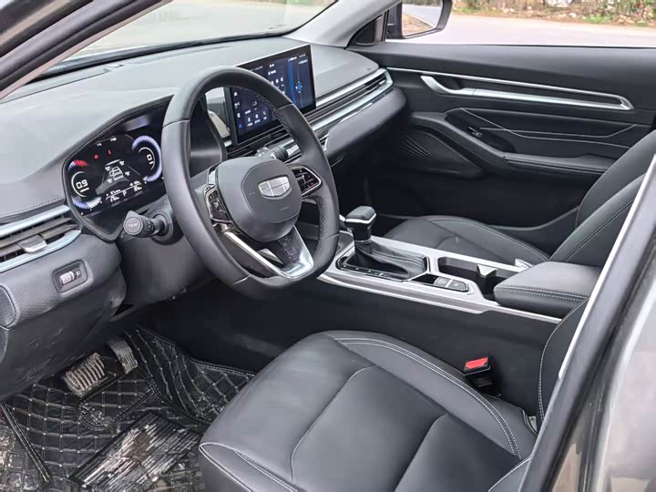 Фото 5 - Geely Emgrand