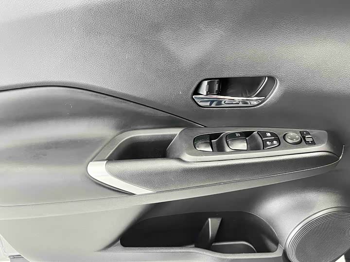 Фото 8 - Nissan Kicks