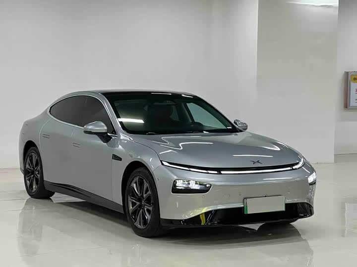 Фото 3 - XPeng P7