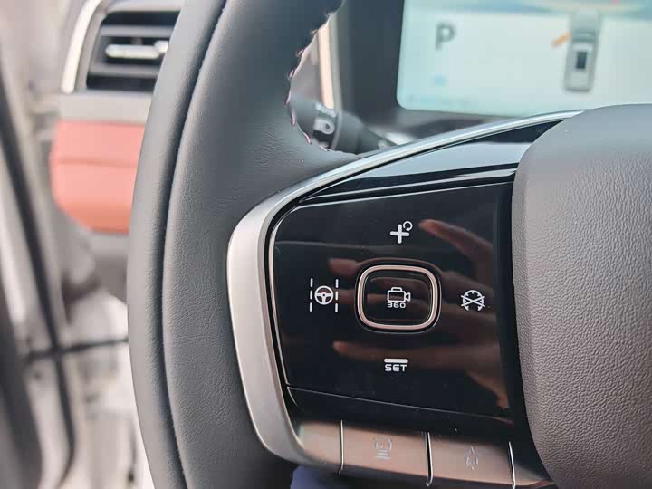 Фото 8 - Changan CS75