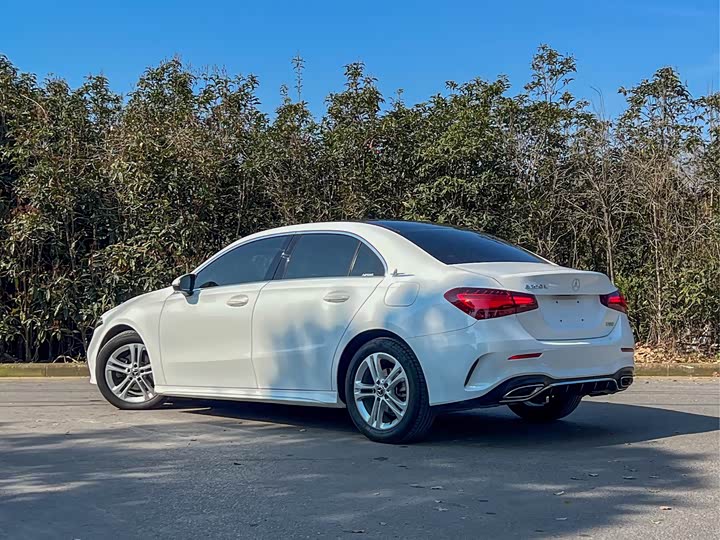 Фото 5 - Mercedes-Benz A-Class