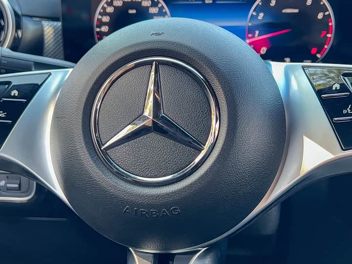Фото 8 - Mercedes-Benz A-Class
