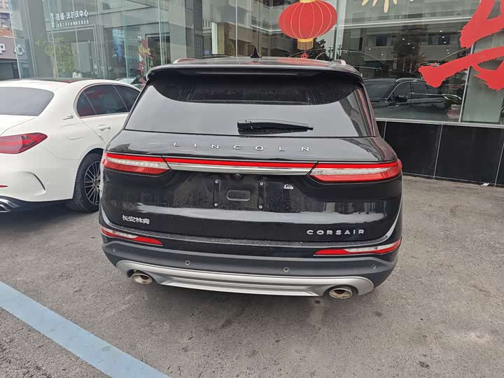 Фото 9 - Lincoln Corsair