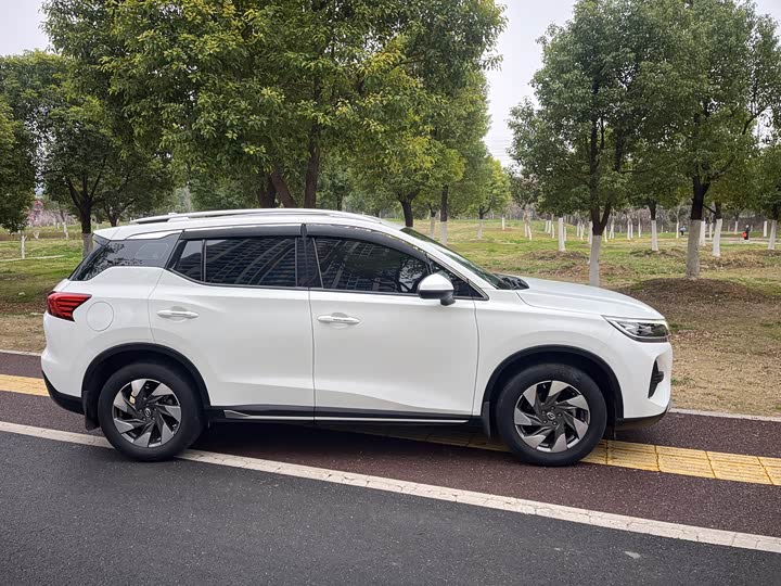 Фото 5 - GAC Trumpchi GS4