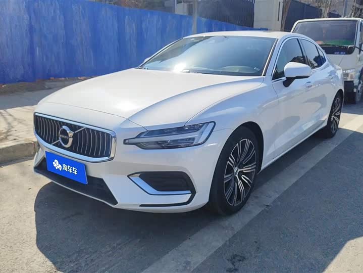 Photo 1 - Volvo S60