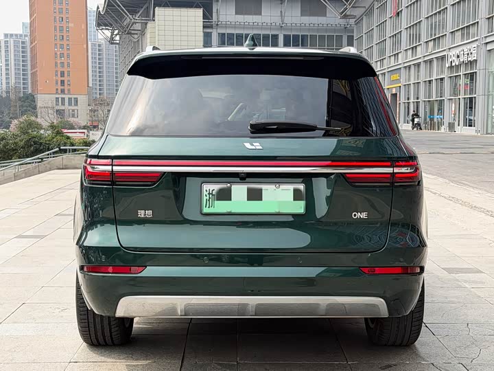 Фото 3 - LiXiang One