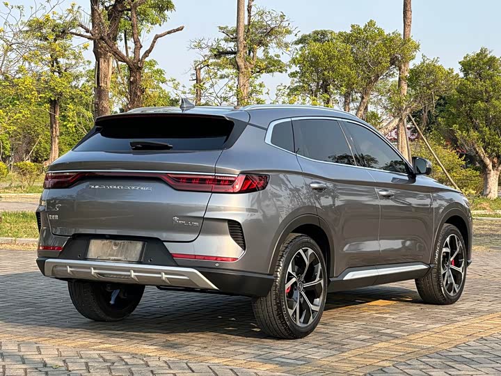 Photo 8 - BYD Song Plus