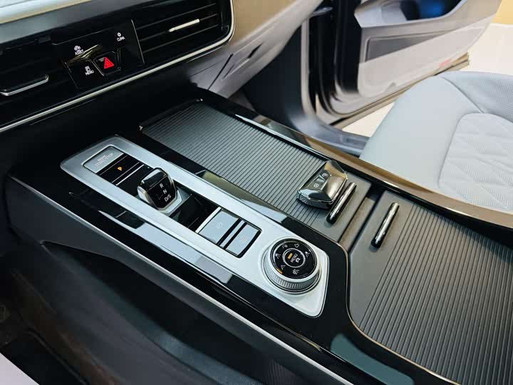 Photo 5 - Volkswagen Tavendor