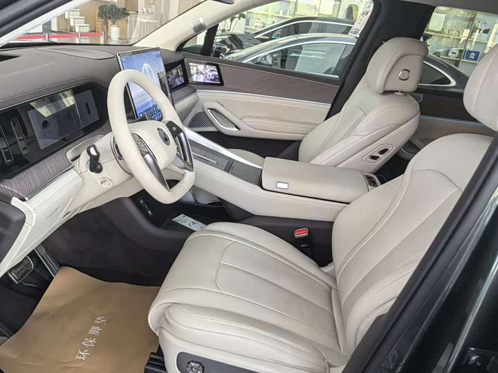 Фото 5 - Denza N9