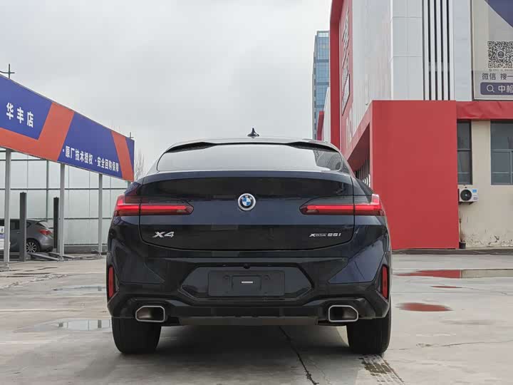 Photo 8 - BMW X4