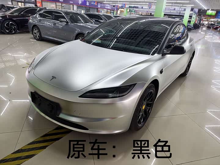Фото 1 - Tesla Model 3