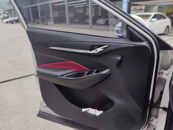 Фото 7 - Changan Oshan X5