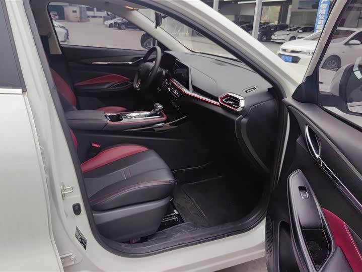 Фото 8 - Changan Oshan X5