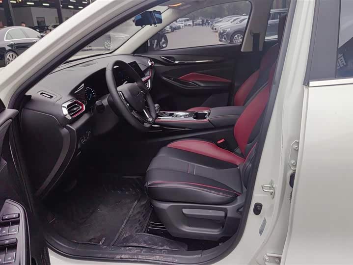 Фото 9 - Changan Oshan X5