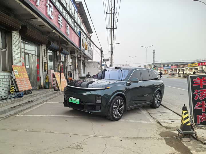 Фото 1 - LiXiang L8