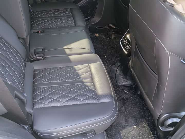 Photo 8 - Jetour X70 Plus