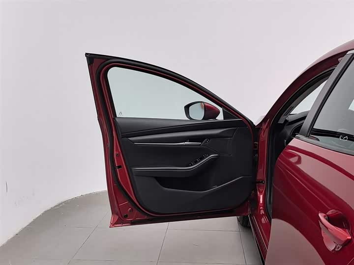 Фото 8 - Mazda 3 (Axela)