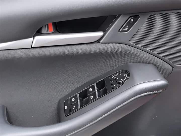 Фото 9 - Mazda 3 (Axela)