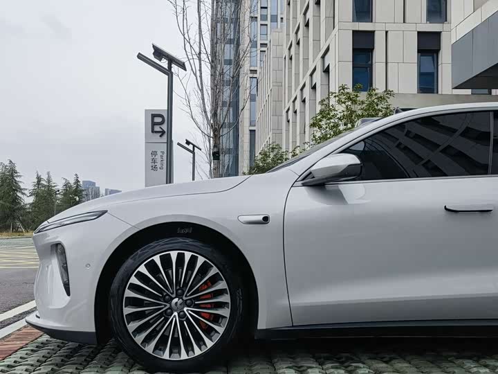 Фото 4 - Nio ET7