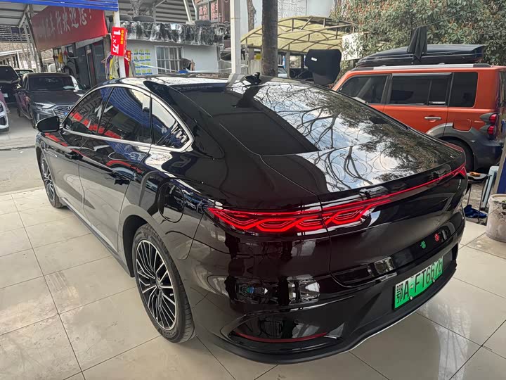 Фото 7 - BYD Han