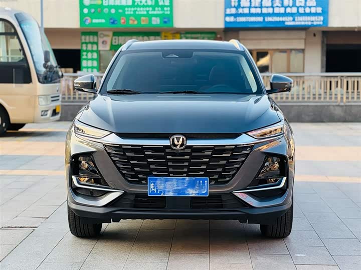 Фото 2 - Changan CS75