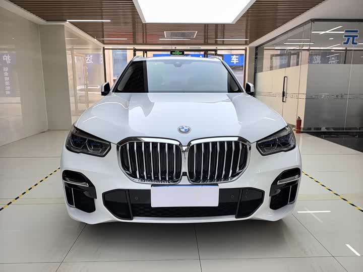 Фото 2 - BMW X5