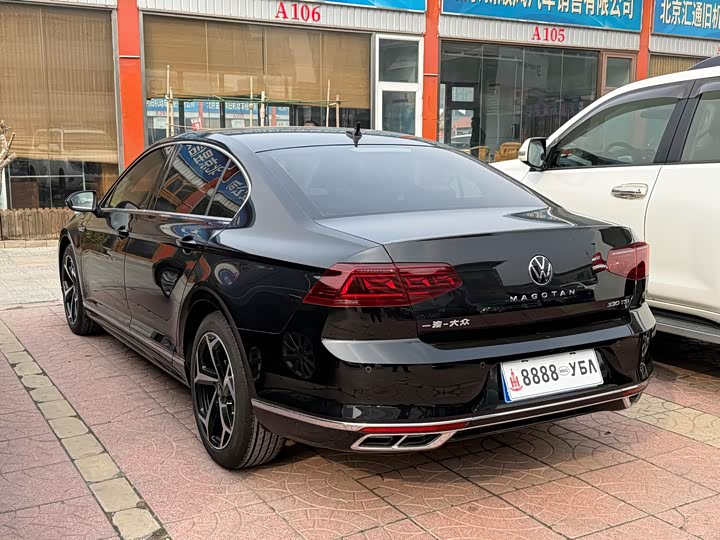 Фото 3 - Volkswagen Magotan