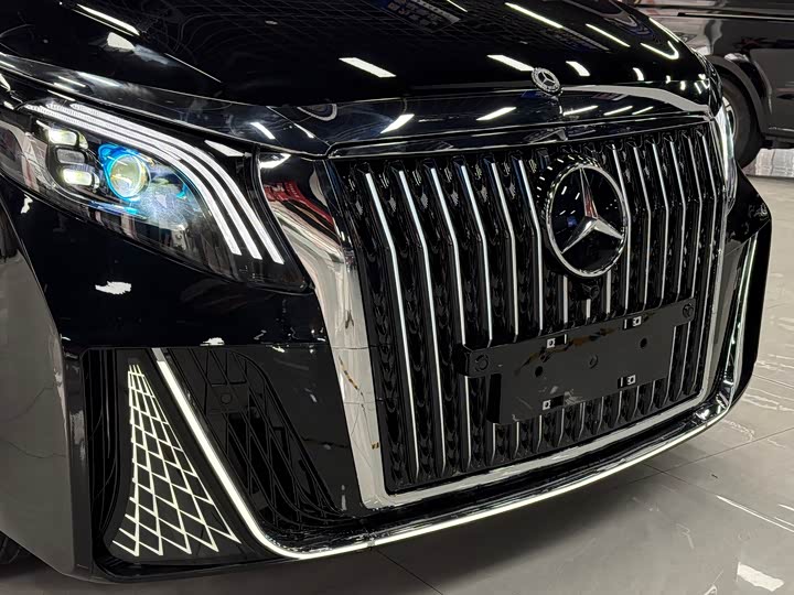 Фото 2 - Mercedes-Benz Vito