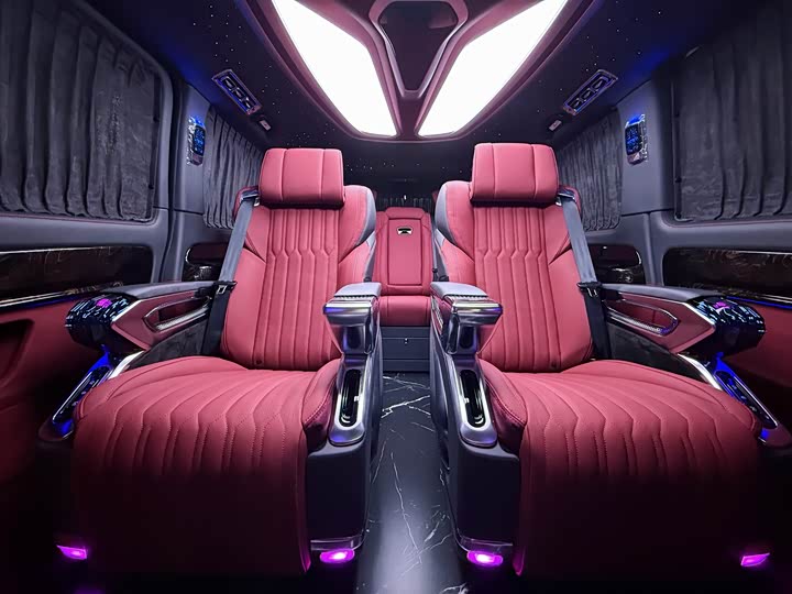 Фото 8 - Mercedes-Benz Vito