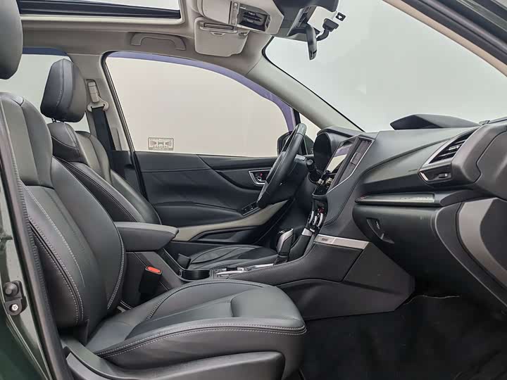 Фото 7 - Subaru Forester