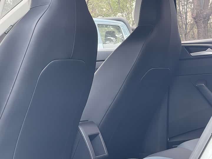 Фото 7 - Volkswagen Lavida