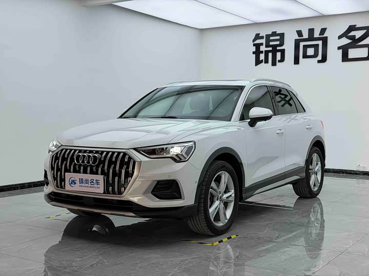 Фото 2 - Audi Q3