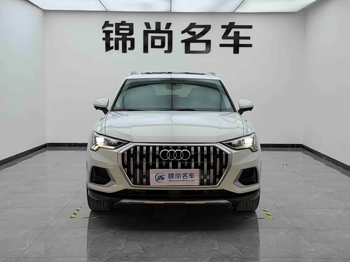 Фото 3 - Audi Q3